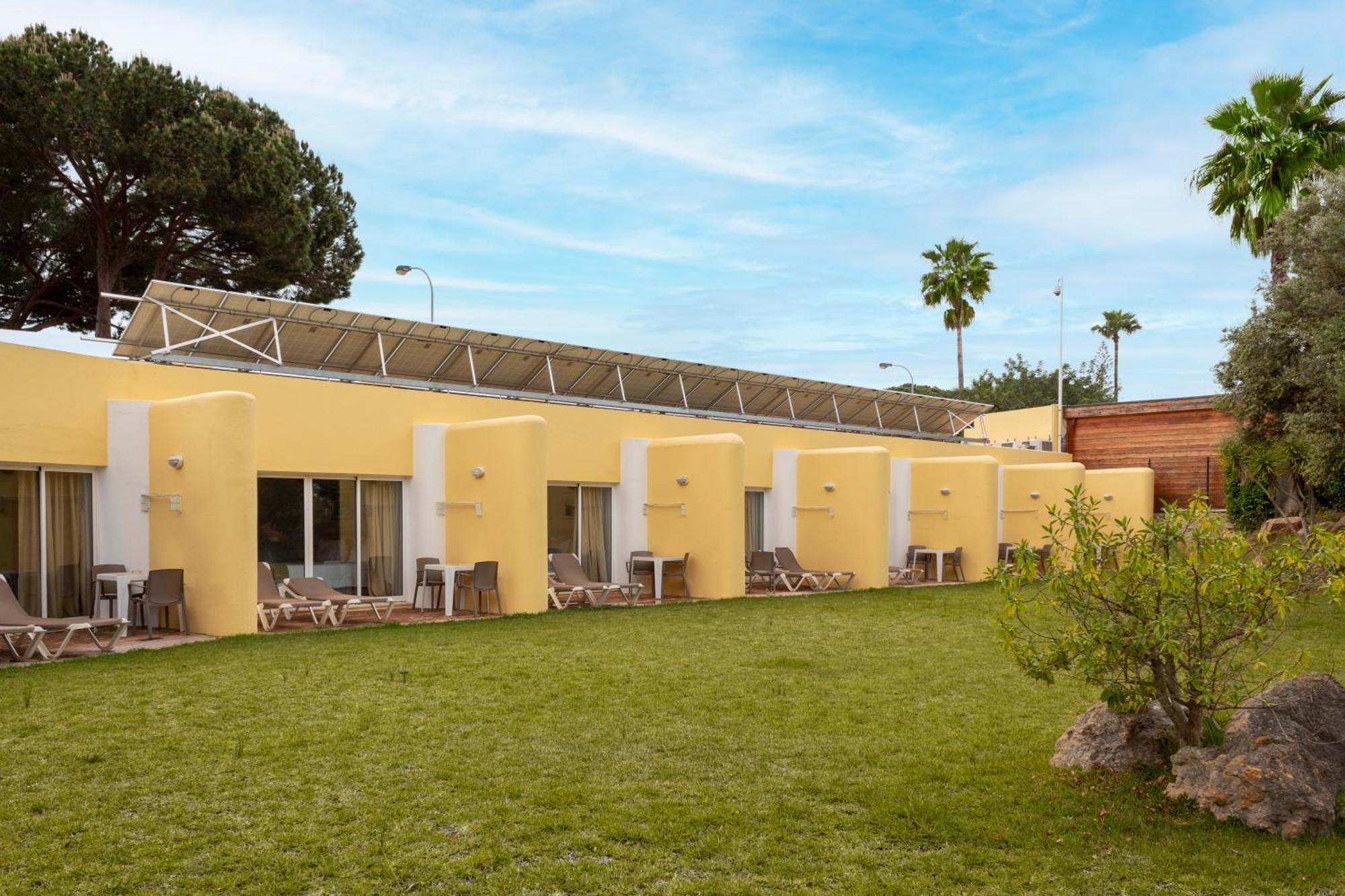 Browns Sports Resort Vilamoura Kamer foto
